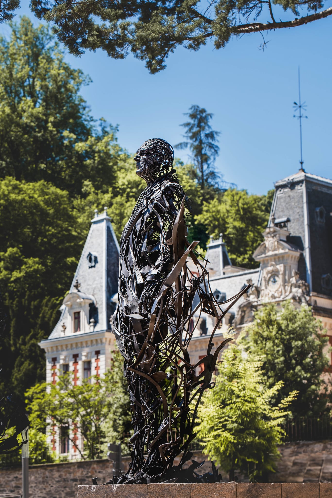 Augusto Daniel Gallo — escultura en hierro, Francia